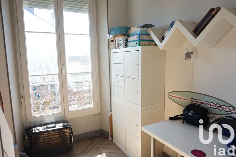 Maison - 305 m² - 10 pièces