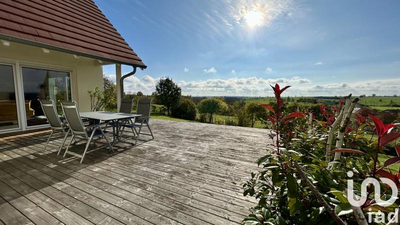 Maison - 217 m² - 6 pièces