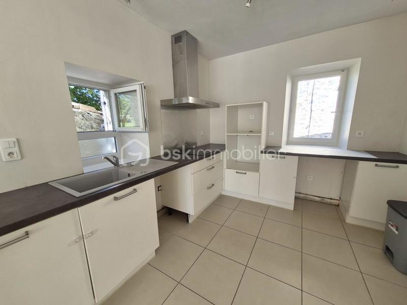 Maison - 102 m² - 4 pièces