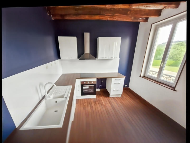 Maison - 95 m² - 5 pièces