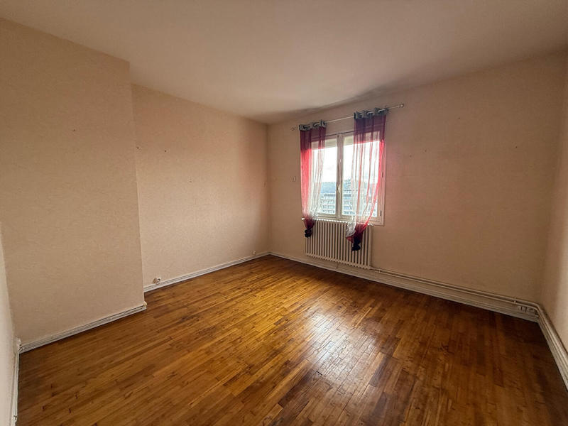 Appartement - 106 m² - 5 pièces