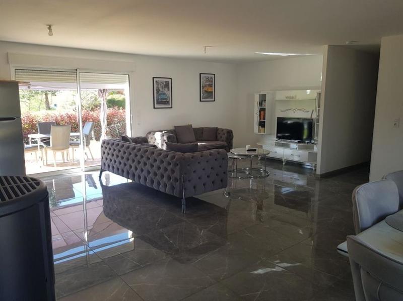 Pavillon - 100 m² - 4 pièces