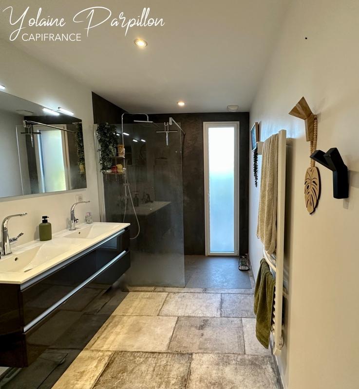 Maison - 130 m² - 6 pièces