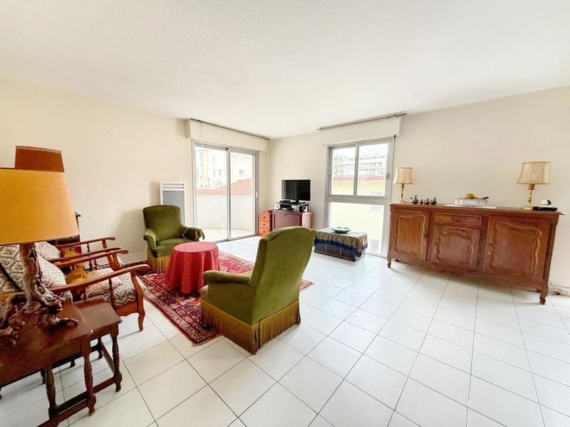 Appartement - 89 m² - 4 pièces