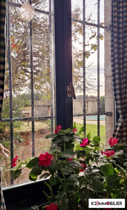 Maison - 486 m² - 14 pièces