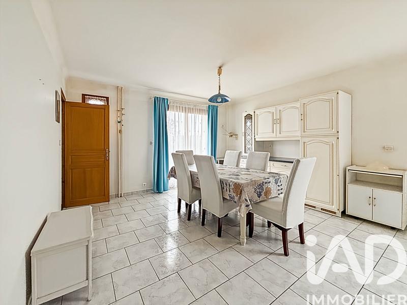 Maison - 178 m² - 8 pièces