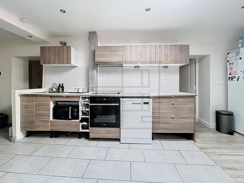 Appartement - 77 m² - 3 pièces