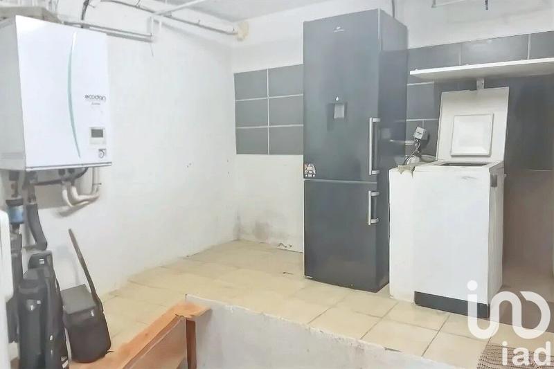 Maison - 230 m² - 7 pièces