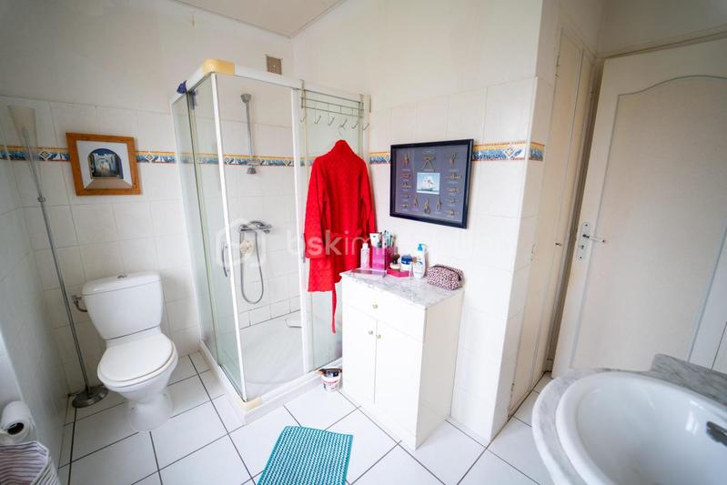 Maison - 91 m² - 6 pièces