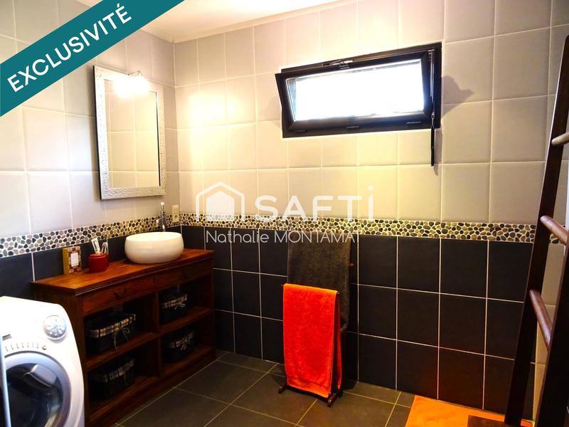 Maison - 176 m² - 8 pièces