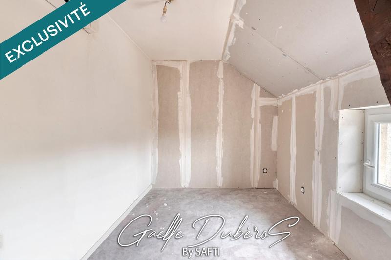 Maison - 90 m² - 6 pièces