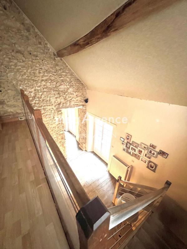 Longère - 211 m² - 6 pièces