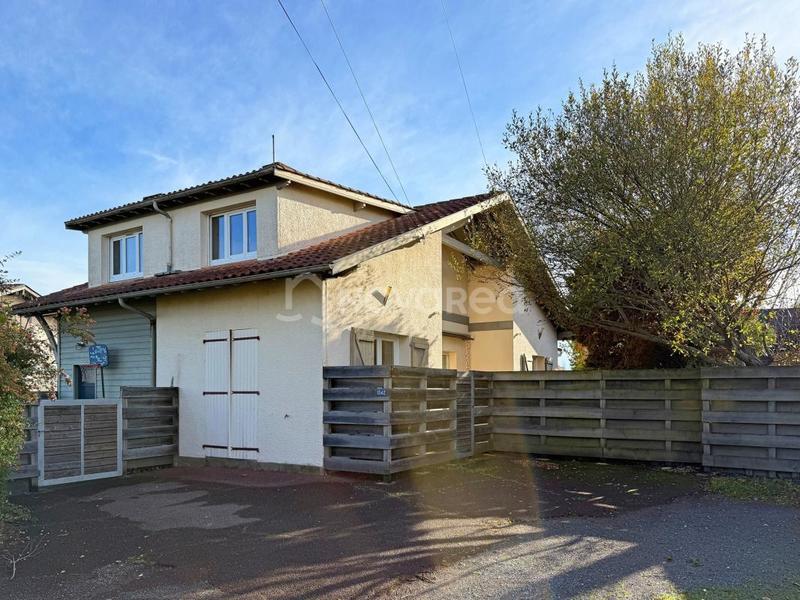 Maison - 165 m² - 7 pièces