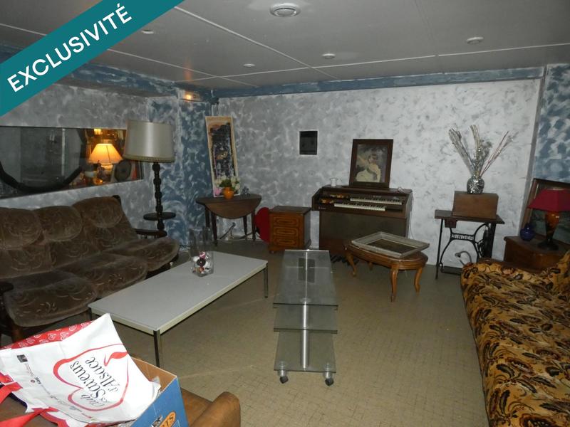 Local commercial - 2 200 m² - 8 pièces