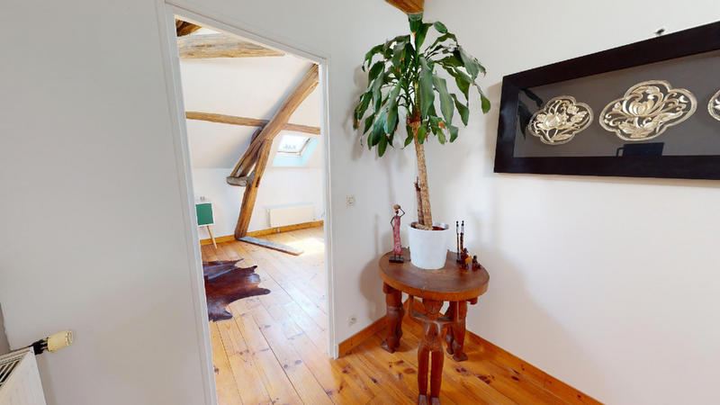 Appartement - 156 m² - 7 pièces