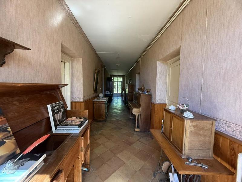 Maison - 295 m² - 9 pièces