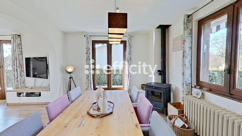 Maison - 145 m² - 6 pièces