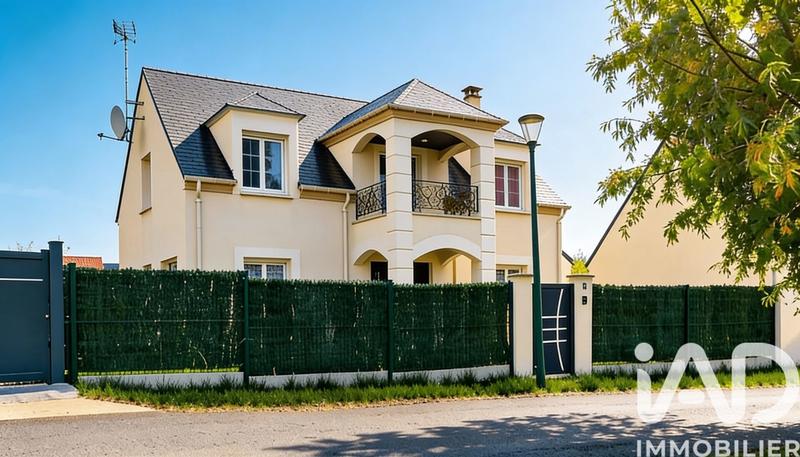 Maison - 195 m² - 7 pièces