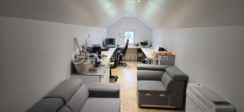 Pavillon - 164 m² - 7 pièces