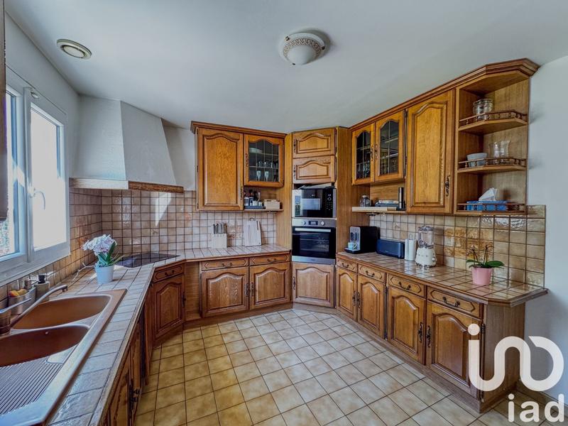 Maison - 121 m² - 6 pièces