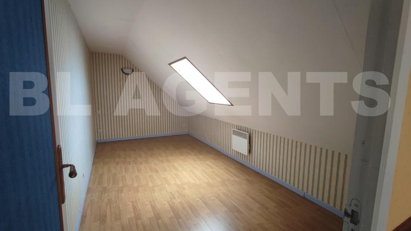 Maison traditionnelle - 174 m² - 7 pièces