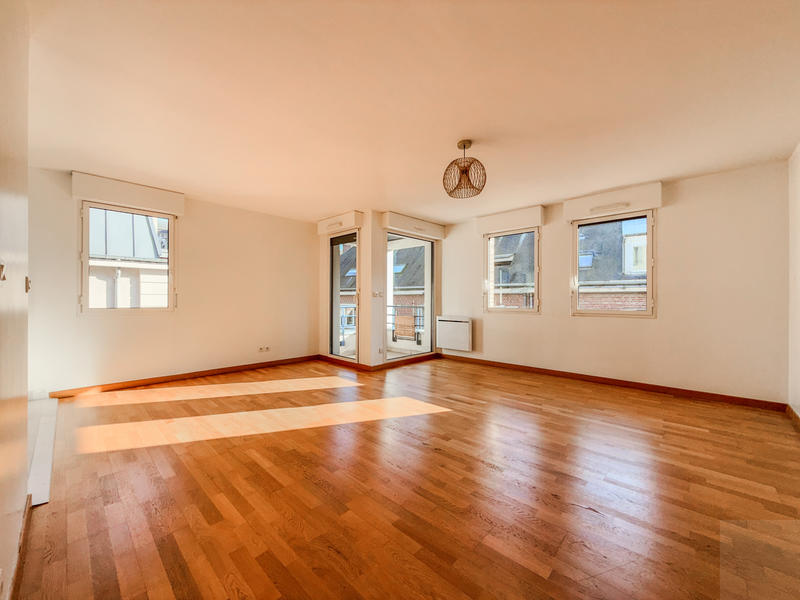 Appartement - 84 m² - 4 pièces