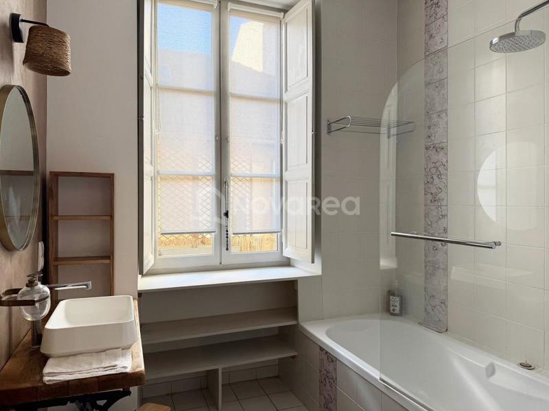 Appartement - 104 m² - 4 pièces