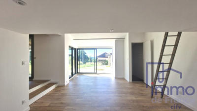 Maison - 162 m² - 7 pièces