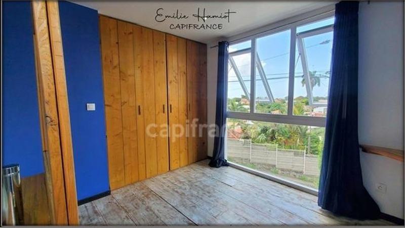 Immeuble - 209 m² - 9 pièces