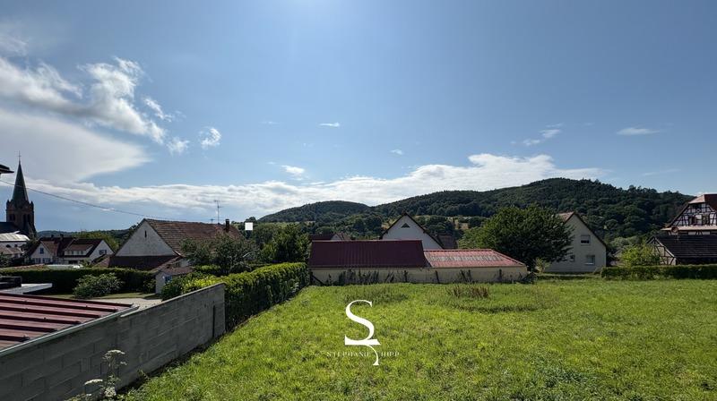 Terrain constructible - 883 m²