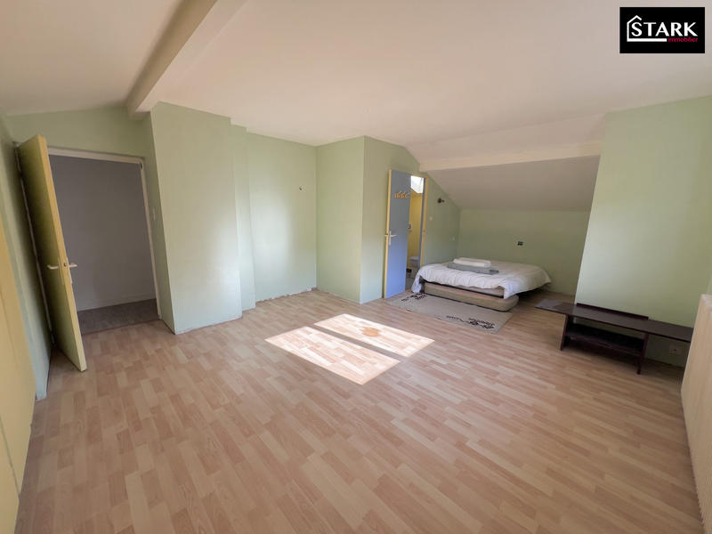 Maison - 165 m² - 5 pièces