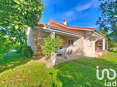 Maison - 166 m² - 5 pièces