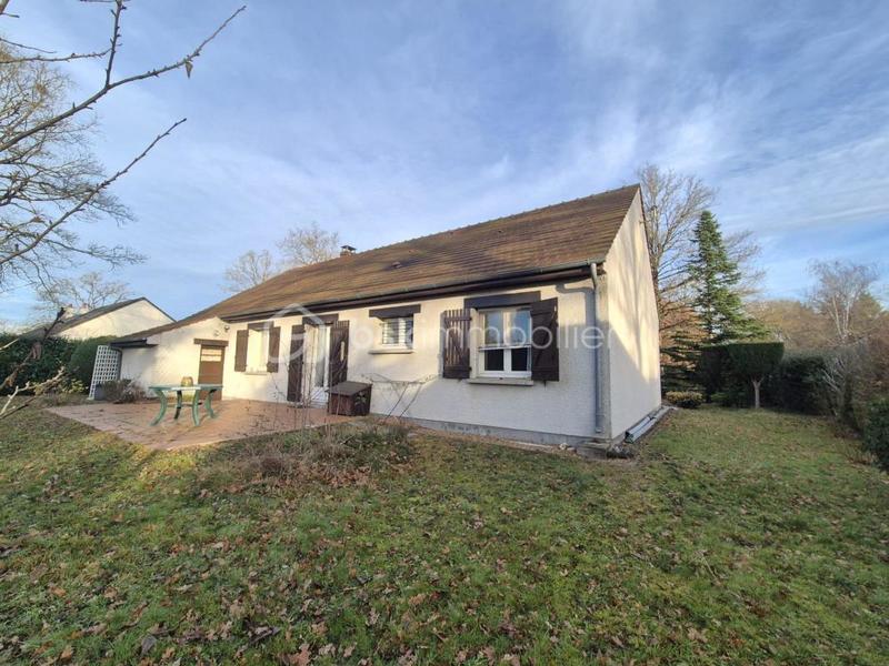 Maison traditionnelle - 87 m² - 4 pièces