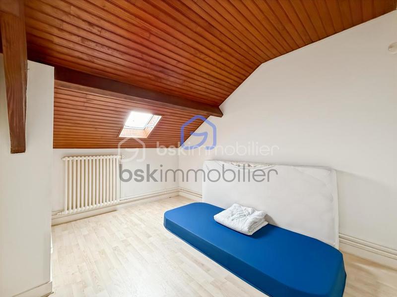 Pavillon - 185 m² - 8 pièces