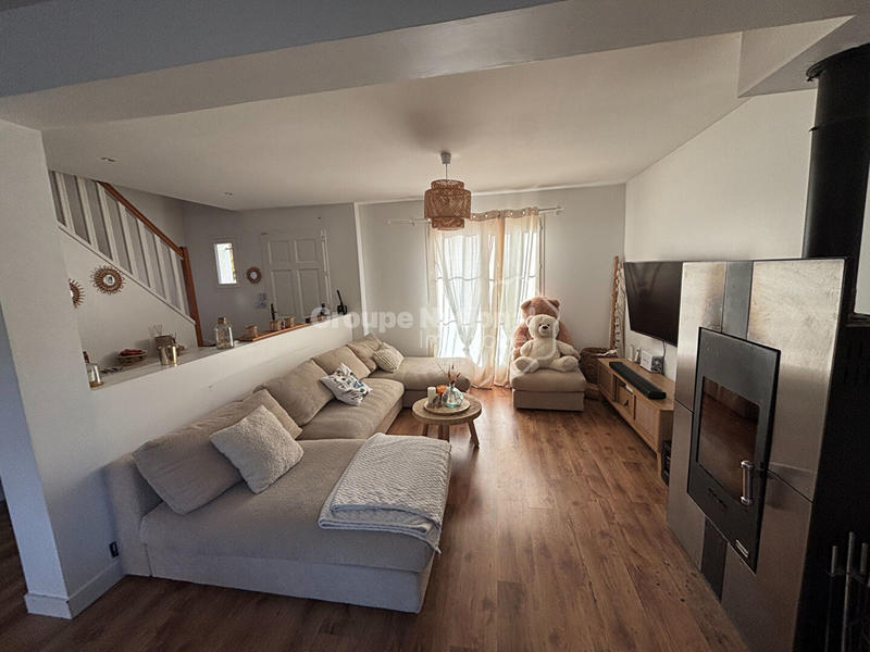 Maison - 104 m² - 6 pièces