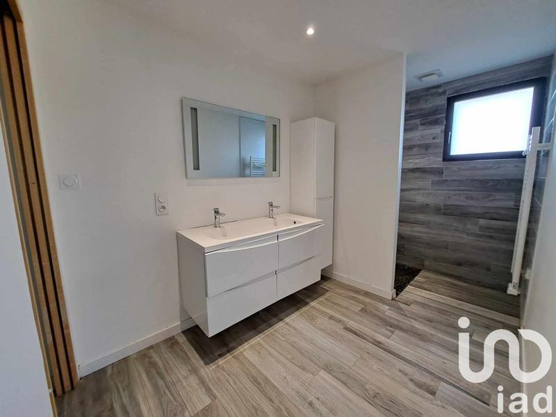 Maison - 137 m² - 6 pièces