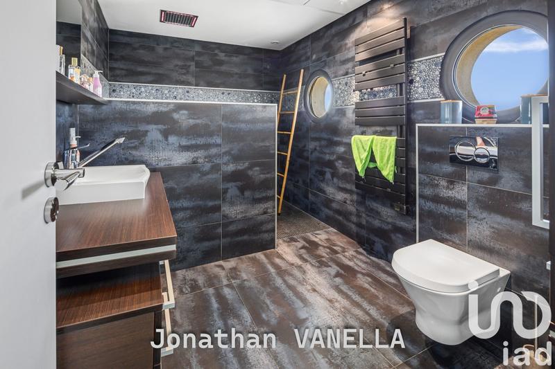 Maison de maîtres - 260 m² - 8 pièces