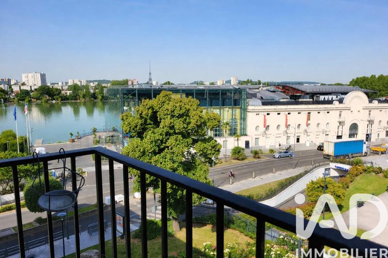 Appartement - 86 m² - 4 pièces