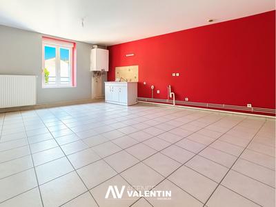 Appartement - 108 m² - 4 pièces
