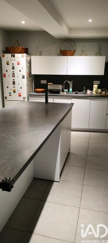 Maison de ville - 220 m² - 6 pièces