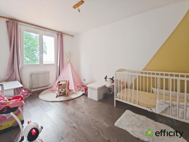 Maison - 200 m² - 6 pièces