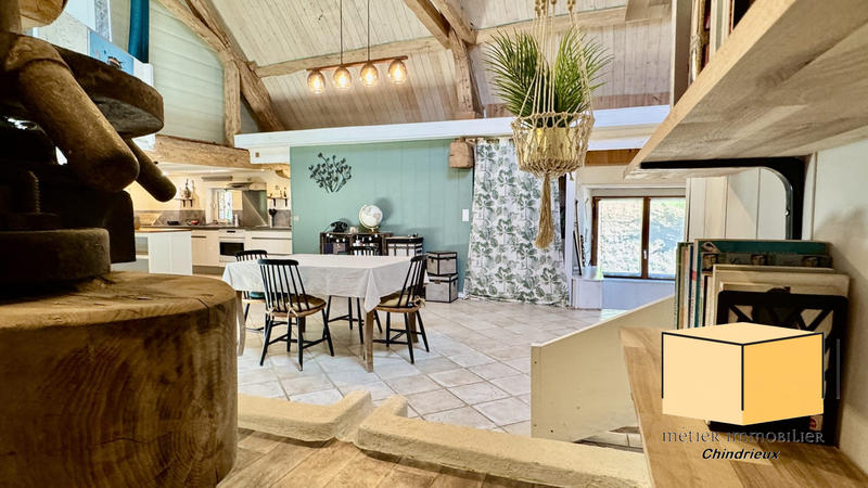 Maison - 149 m² - 4 pièces