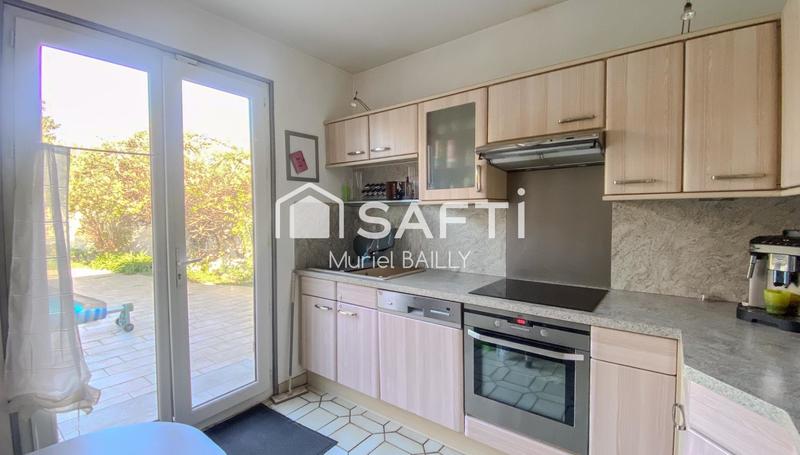 Maison - 121 m² - 6 pièces