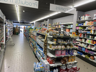 Local commercial - 164 m² - 1 pièce