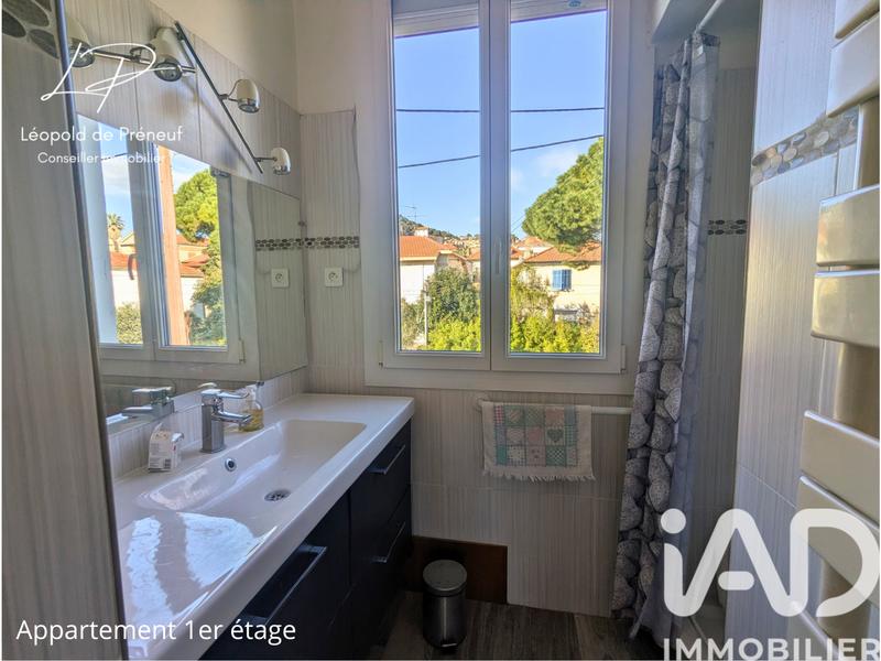 Maison - 185 m² - 8 pièces