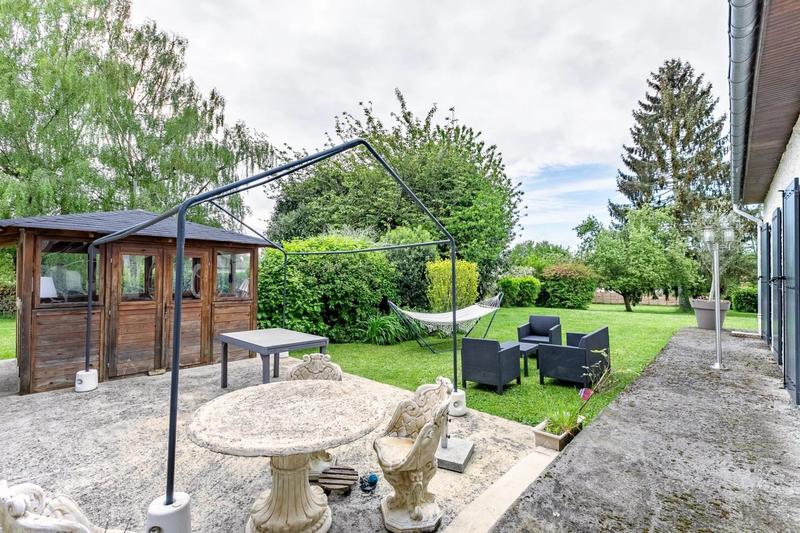 Maison - 258 m² - 8 pièces