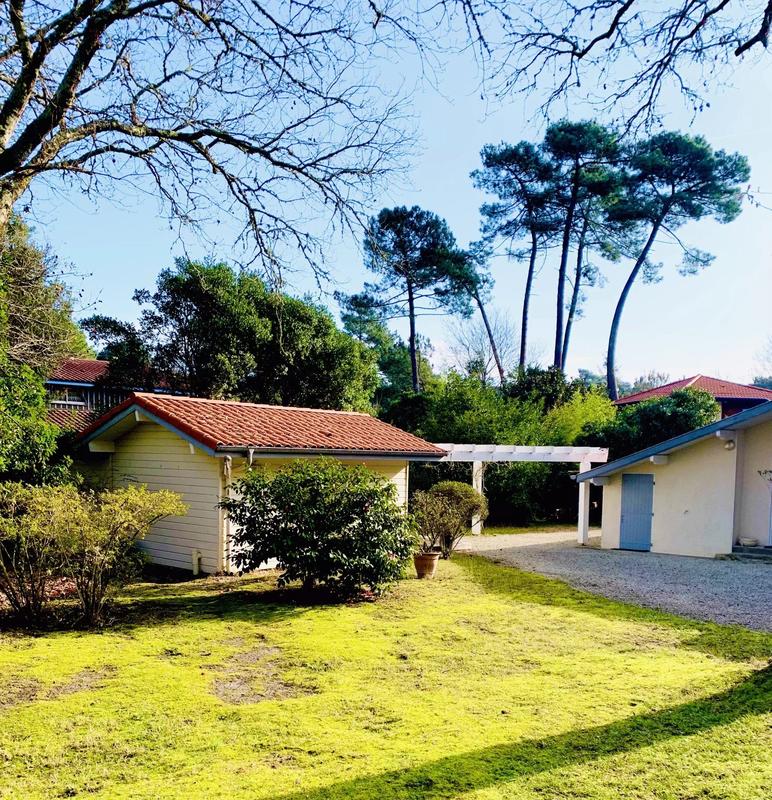 Maison - 185 m² - 7 pièces