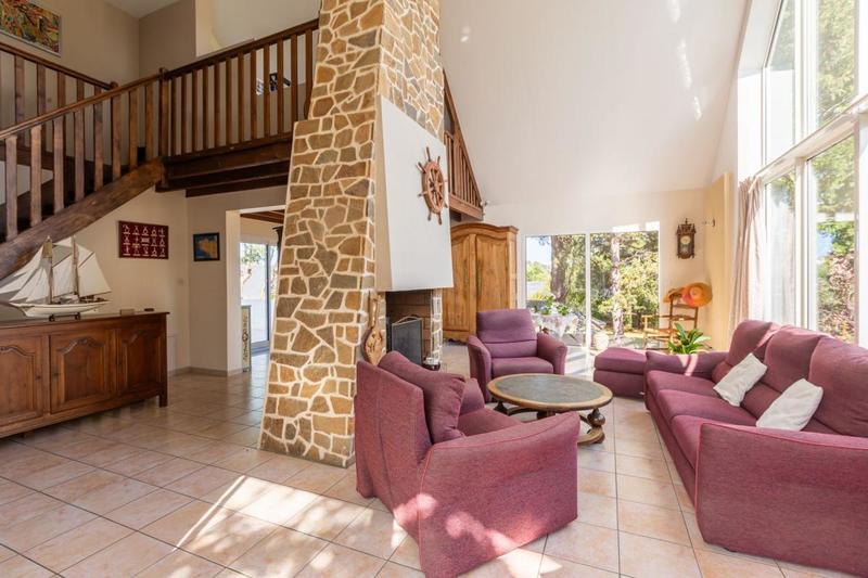 Maison - 187 m² - 6 pièces