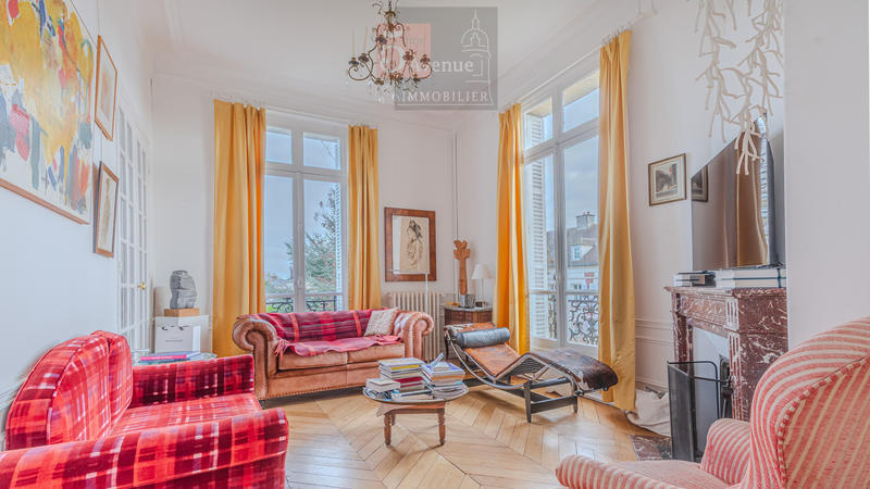 Appartement - 130 m² - 5 pièces