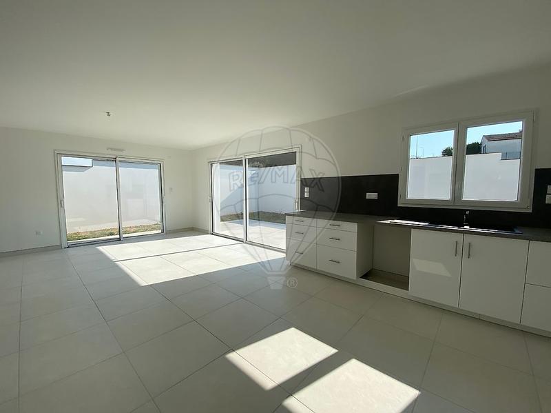 Maison - 105 m² - 4 pièces